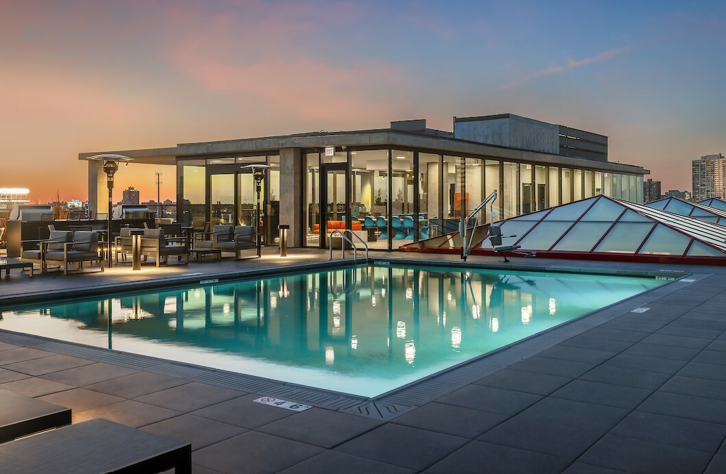Luxury Apartments Lakeview Chicago
