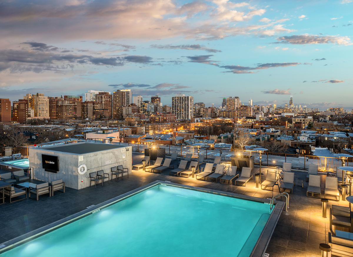 Rooftop Amenities at Optima Lakeview