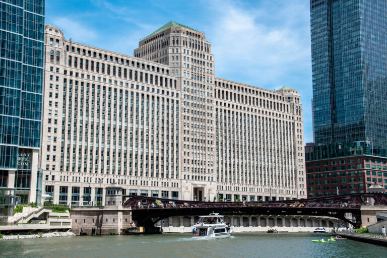 Chicago Skyscraper History: The Merchandise Mart 
